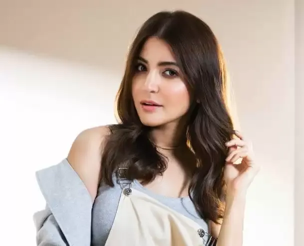 विवादों में अनुष्का की ‘पाताल लोक’, गोरखा समुदाय और सनातन धर्म पर टिप्पणी के खिलाफ शिकायत दर्ज