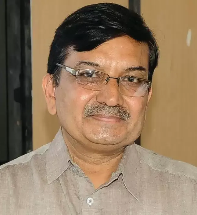 बुरी लत से बच्चों को बचाना जरूरी