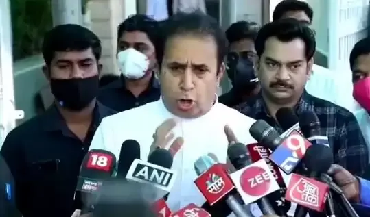 महाराष्ट्र: महागठबंधन में दरार? राउत की टिप्पणी- देशमुख दुर्घटनावश बने गृह मंत्री