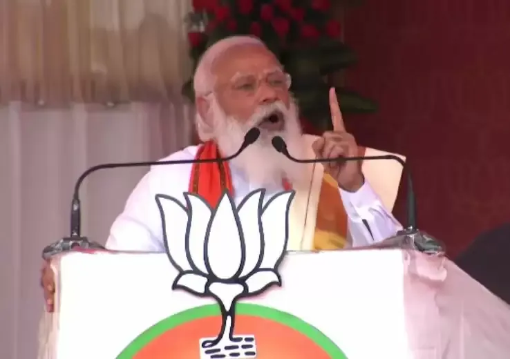 केरल में एलडीएफ और यूडीएफ के बीच ‘मैच फिक्सिंग’: मोदी