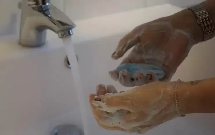 दिखा सख्ती का असर, 24 घंटों में कोरोना के 30,000 से ज्यादा मामलों की कमी