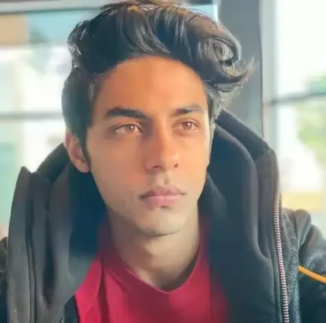 नशीले पदार्थों के इस्तेमाल के आरोप में शाहरुख खान के बेटे और 7 अन्य एनसीबी की हिरासत में