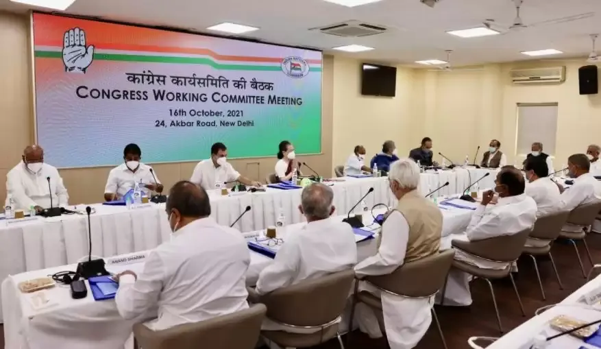 ‘जी 23’ को सोनिया की ‘नसीहत’: मुझसे मीडिया के जरिए बात करने की जरूरत नहीं