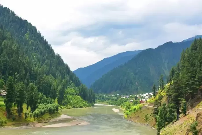 जम्मू-कश्मीर में आतंकियों की तलाश के लिए अभियान खाबला वन क्षेत्र तक बढ़ा