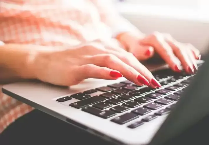 कोरोना के असर को मात देकर खूब चमक रहा भारत का आईटी क्षेत्र