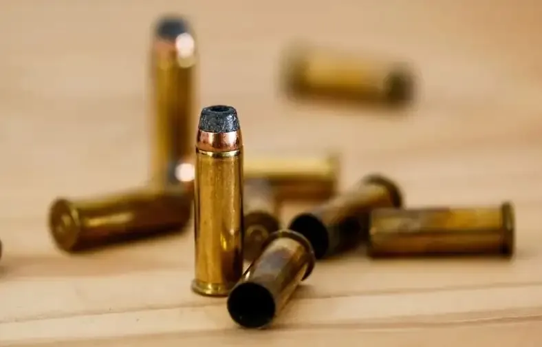 कश्मीर: बुधवार को शुरू हुई कार्रवाई में अब तक 6 आतंकवादी ढेर