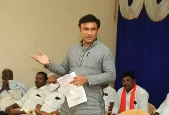 चार-छह सप्ताह सतर्क रहें, कोविड-19 दिशा-निर्देशों का पालन करें: डॉ. सुधाकर