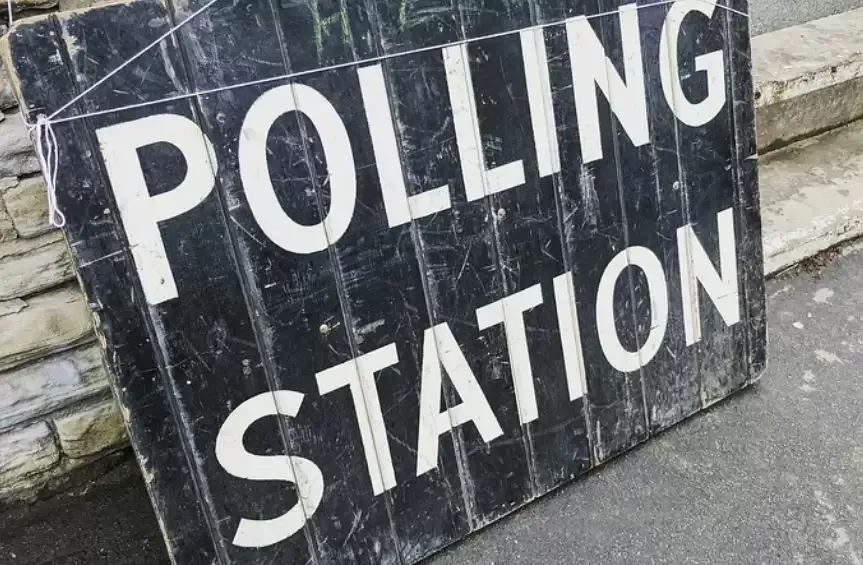 तीसरा चरण: उत्तर प्रदेश के 16 जिलों में 59 विधानसभा सीटों पर हो रहा मतदान