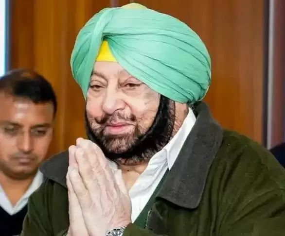 पंजाब: अमरिंदर सिंह, चरणजीत सिंह चन्नी और प्रकाश सिंह बादल शुरुआती रुझानों में पीछे