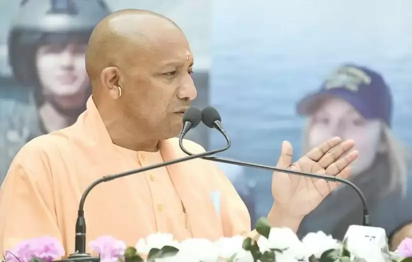 तीन दशक से चले आ रहे 'नोएडा के मिथक' को तोड़ने की ओर बढ़ रहे योगी आदित्यनाथ