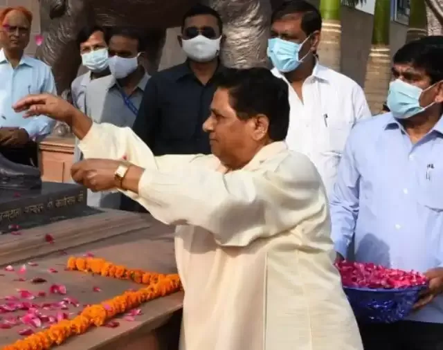 मायावती का अखिलेश पर पलटवार- जो अपना सपना पूरा नहीं कर सकते, वे दूसरों का कैसे पूरा करेंगे?