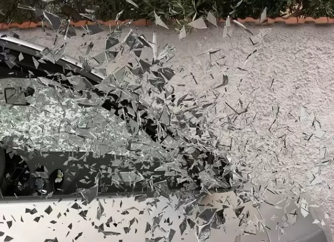 कर्नाटक: सड़क दुर्घटना में 8 लोगों की मौत, 20 घायल