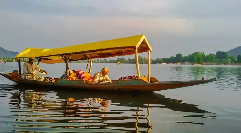 परिसीमन आयोग ने जम्मू-कश्मीर में विधानसभा सीटों के पुनर्निर्धारण संबंधी अंतिम आदेश पर हस्ताक्षर किए