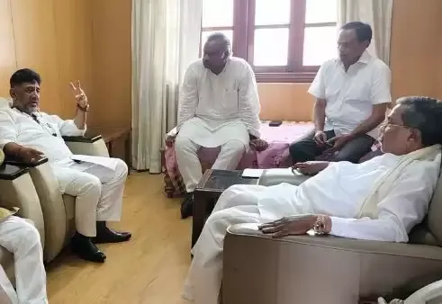 राज्यसभा चुनाव: सिद्दरामैया ने कांग्रेस उम्मीदवार के लिए मांगा जद (एस) विधायकों का समर्थन