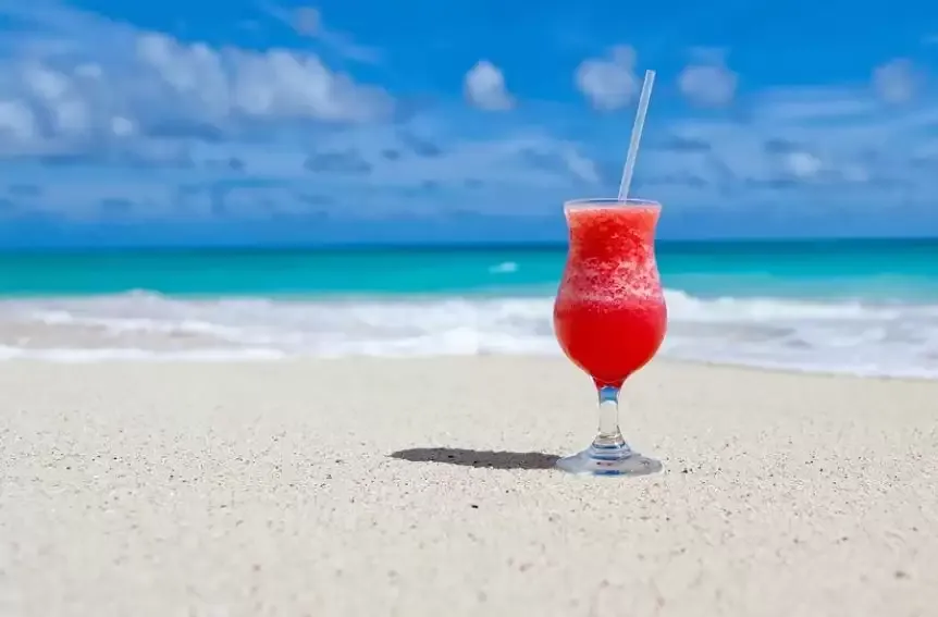 अब गोवा के बीच पर बैठकर करें ऑफिस का काम, सरकार उठाने जा रही बड़ा कदम