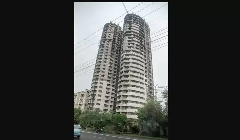 नोएडाः ट्विन टावर ध्वस्त होने के बाद ये 100 ‘पड़ोसी’ परिवार क्या कर रहे हैं?