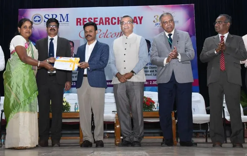 नवाचार के माध्यम से परिवर्तन का नेतृत्व करें: डॉ. सत्यनारायणन