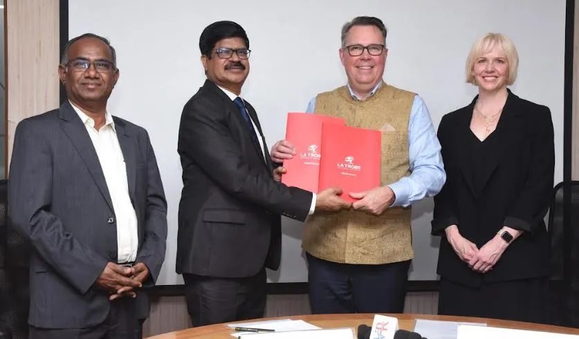 एसआरएम इंस्टीट्यूट और ला ट्रोब यूनिवर्सिटी ने समझौता ज्ञापन पर हस्ताक्षर किए