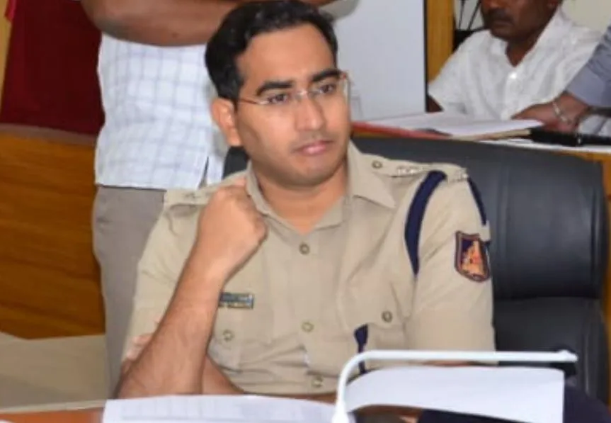 कर्नाटक: चित्रदुर्ग पुलिस ने एक घर से 5 कंकाल बरामद किए