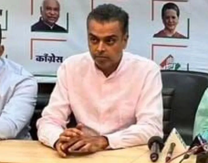 मिलिंद देवड़ा ने कांग्रेस छोड़ी, अब इस पार्टी में जाने के कयास