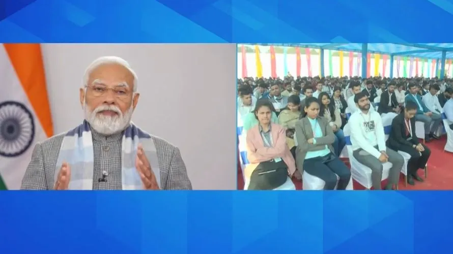 पहले की सरकारों में नौकरियां देने में रिश्वत का खेल जमकर होता थाः मोदी