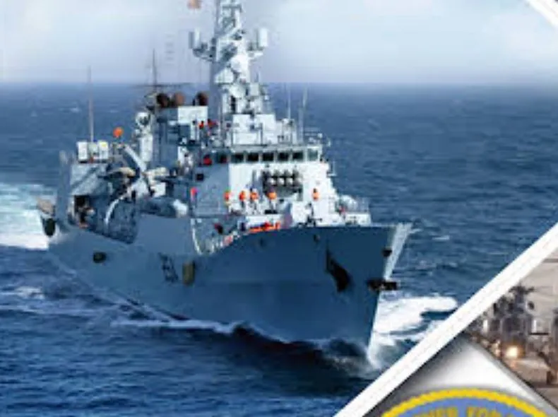 पाकिस्तान के नौ​सैनिक अड्डे पर देर रात बड़ा हमला, एक जवान व 4 आतंकवादियों की मौत