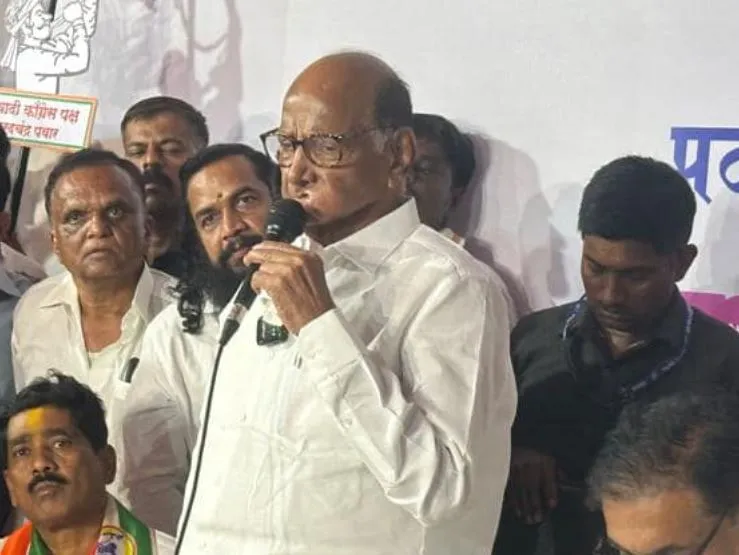 महाराष्ट्र: एमवीए में सीट बंटवारे पर बनेगी बात? शरद पवार के घर नेताओं की बैठक