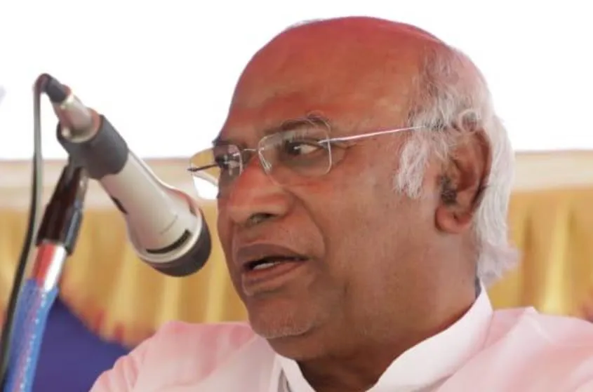 कांग्रेस के लिए लोकसभा चुनाव में सबसे बड़ा मुद्दा कौनसा है? खरगे ने बताया ...