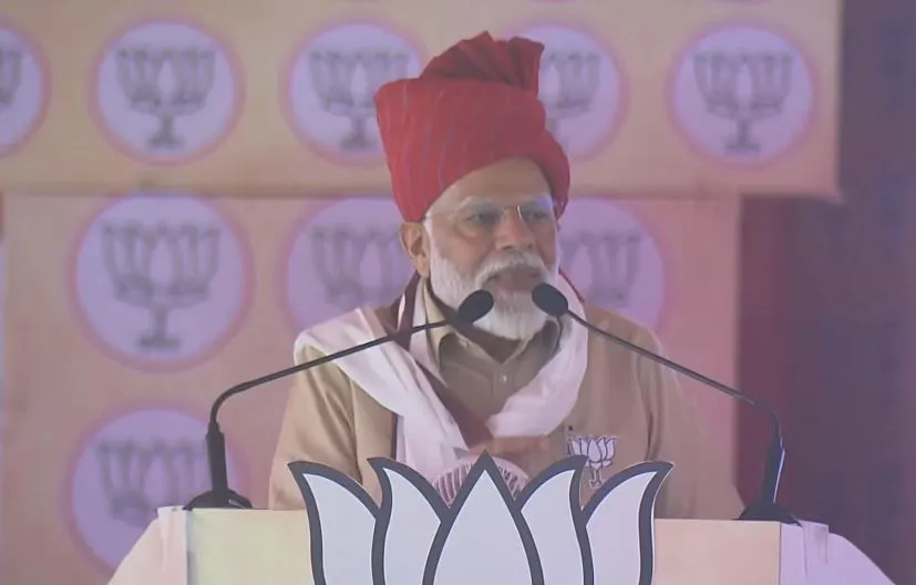 परिवारवादी भ्रष्टाचारियों की लूट का हिसाब हो रहा है तो ये सब एक हो गए: मोदी