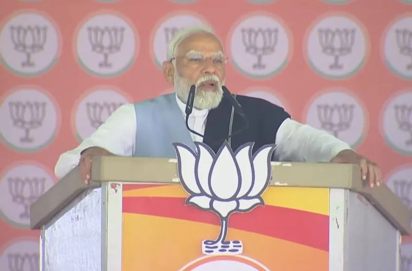 कांग्रेस ने कर्नाटक को भी अपनी लूट का एटीएम बना लिया है: मोदी