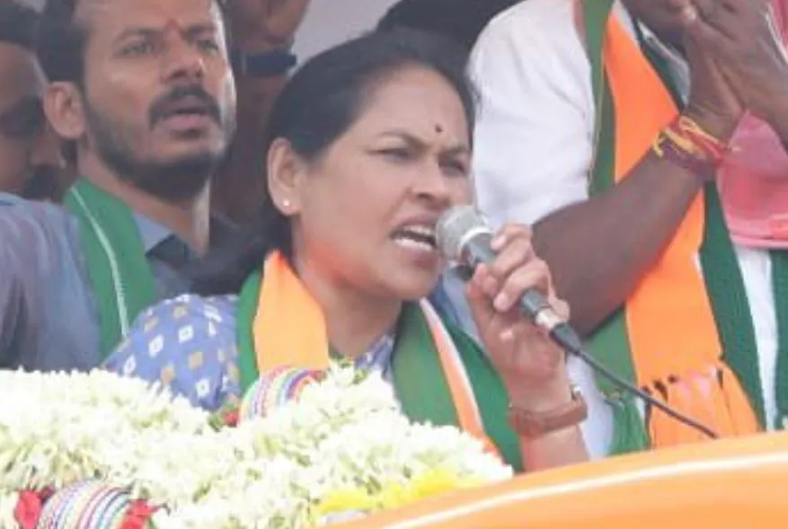 केंद्रीय मंत्री शोभा करंदलाजे क्या अपनी सीट आसानी से निकाल लेंगी?