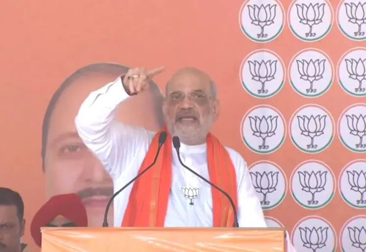 कांग्रेस-सपा ने अनुच्छेद-370 को 70 साल तक संभाल कर रखा, जिससे आतंकवाद बढ़ा: शाह