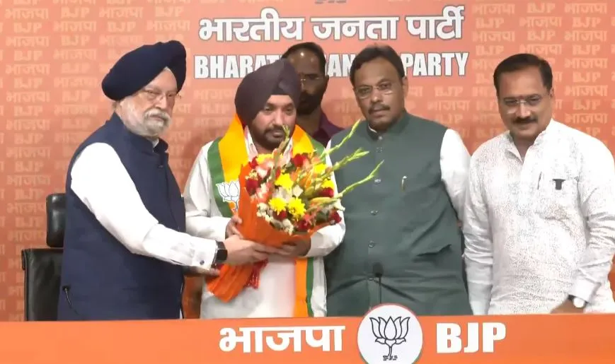 अरविंदर सिंह लवली समेत कांग्रेस के कई नेता भाजपा में शामिल