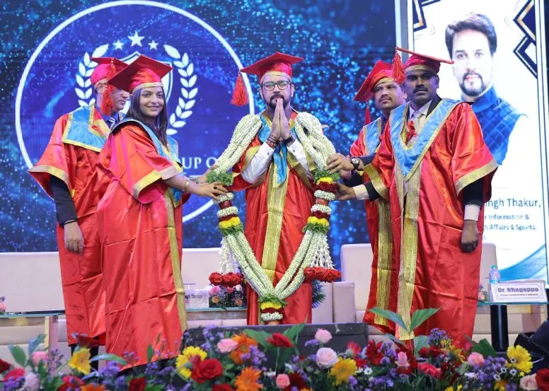 वृंदावन ग्रुप ऑफ इंस्टीट्यूशंस ने वार्षिक स्नातक दिवस समारोह मनाया