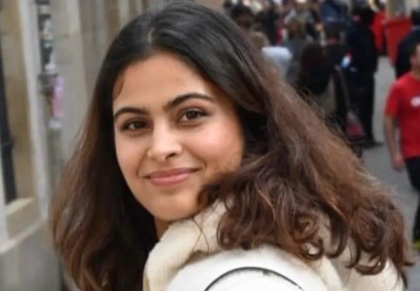 मनु 10 मीटर एयर पिस्टल में कांस्य जीतकर ओलंपिक पदक जीतने वाली पहली भारतीय महिला निशानेबाज बनीं