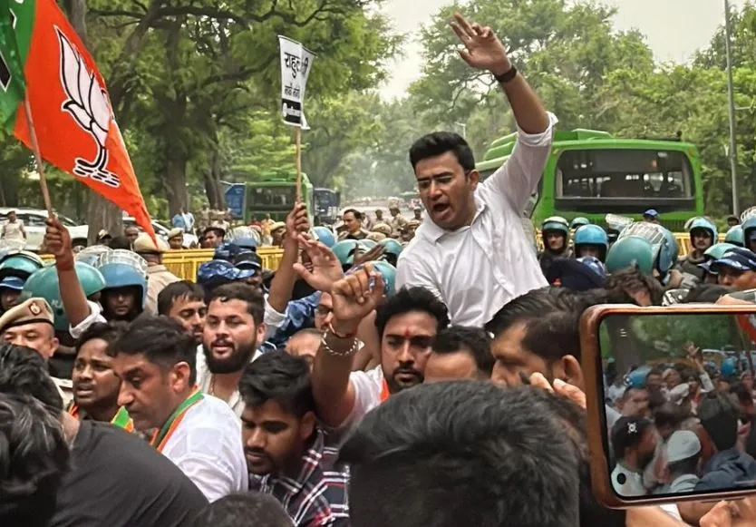 राहुल गांधी संसद में ऐसे बोलते हैं, जैसे वे विदेशी ताकतों की टूलकिट का हिस्सा हों: तेजस्वी सूर्या