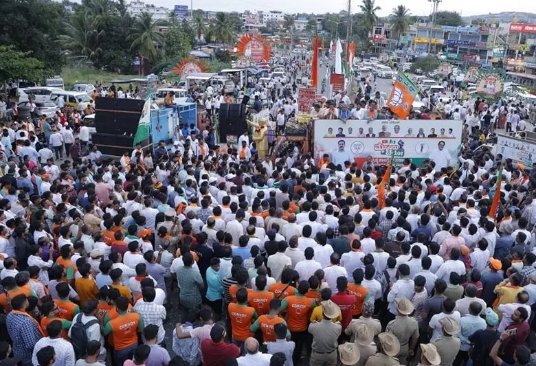 कर्नाटक: भाजपा-जद (एस) ने कांग्रेस सरकार के खिलाफ मार्च जारी रखा