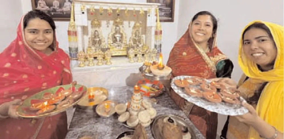 श्रेयांसनाथ दिगम्बर मंदिर में तीर्थंकर आदिनाथ का मोक्षकल्याणक दिवस मनाया