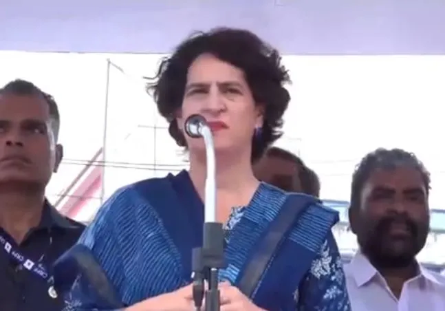 लोकसभा में बोलीं प्रियंका वाड्रा- 'लोग सरकार के भरोसे पहलगाम गए थे, लेकिन सरकार ने उन्हें ...'