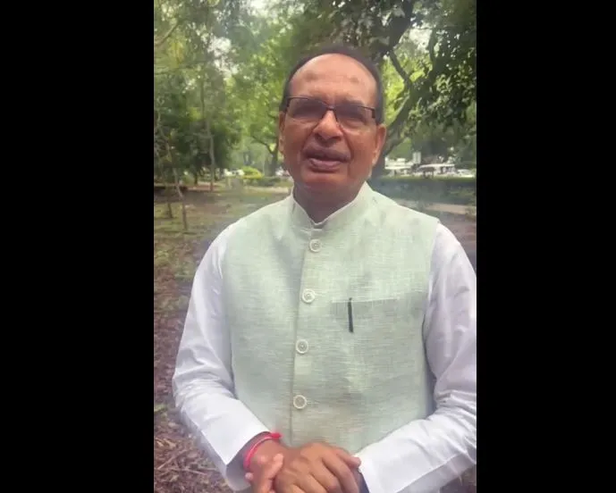 कांग्रेस और चिदंबरम वही भाषा बोल रहे हैं, जो पाकिस्तान बोलता है: शिवराज सिंह चौहान