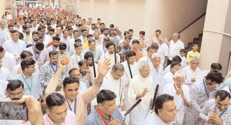 सोच-विचार और स्वभाव में बदलाव के लिए होती है धर्म की आराधना: आचार्यश्री विमलसागरसूरी