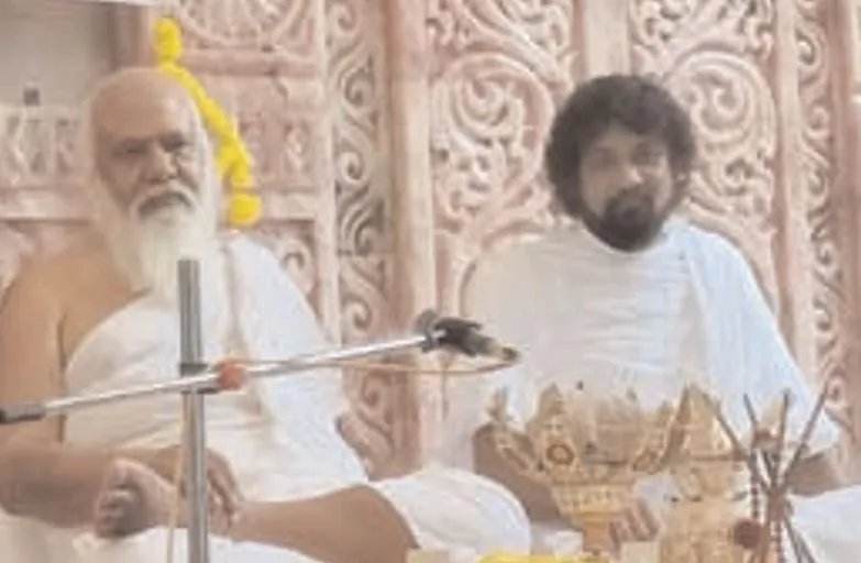 जहां गुणों की पूजा होती है, वहां दुर्बलता नहीं होती: आचार्यश्री प्रभाकर