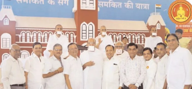 मिलना बड़ी बात नहीं, मिलकर संभालना बड़ी बात है: डॉ. समकित मुनि