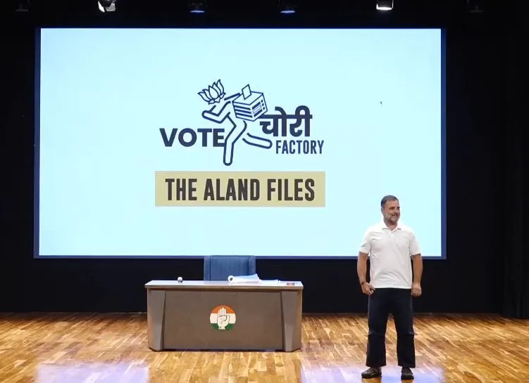 राहुल गांधी का आरोप- 'मुख्य निर्वाचन आयुक्त लोकतंत्र को नष्ट करने वालों को बचा रहे हैं'