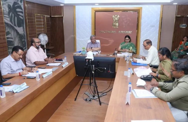 दक्षिण रेलवे मुख्यालय में क्षेत्रीय राजभाषा कार्यान्वयन समिति की बैठक हुई