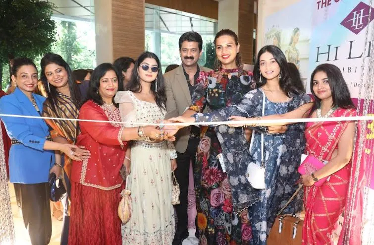 हाई लाइफ में शॉपिंग का जोश भी 'हाई'