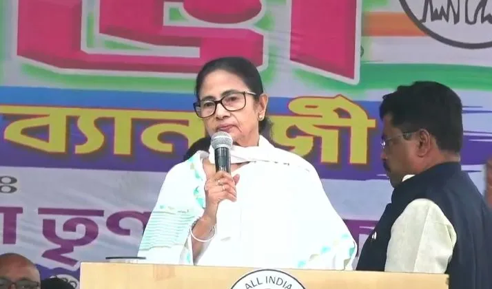 एसआईआर के पीछे असल मंशा एनआरसी है: ममता बनर्जी