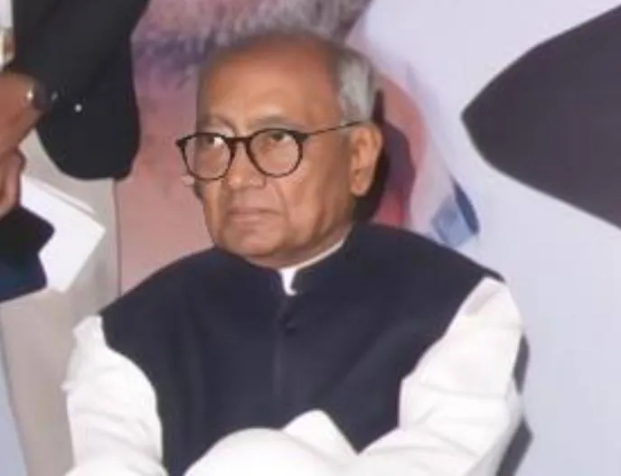 दिग्विजय सिंह ने प्रधानमंत्री की पुरानी तस्वीर शेयर की तो लोगों को क्यों हुई हैरानी?