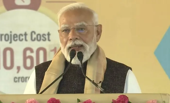 घुसपैठियों को कांग्रेस ने ही बसाया, वह उन्हें बचा रही है: प्रधानमंत्री मोदी