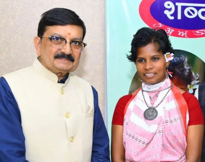 मैं अगर कविता नहीं लिखती तो शायद हथियार उठा लेती: जसिन्ता केरकेट्टा